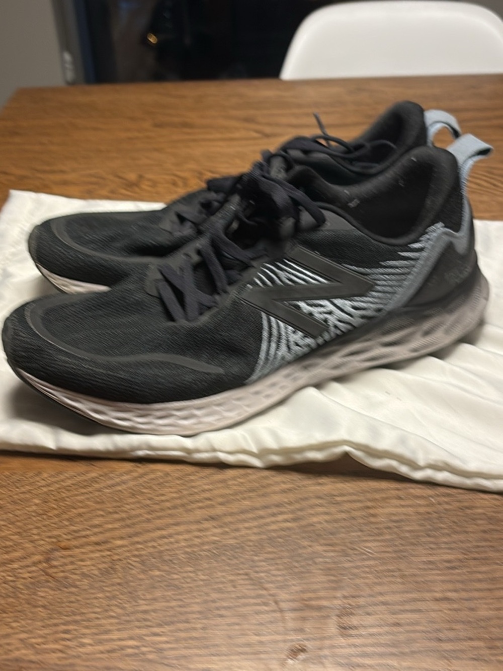 New Balance Men's Athletic Sneakers in Black and Light Gray